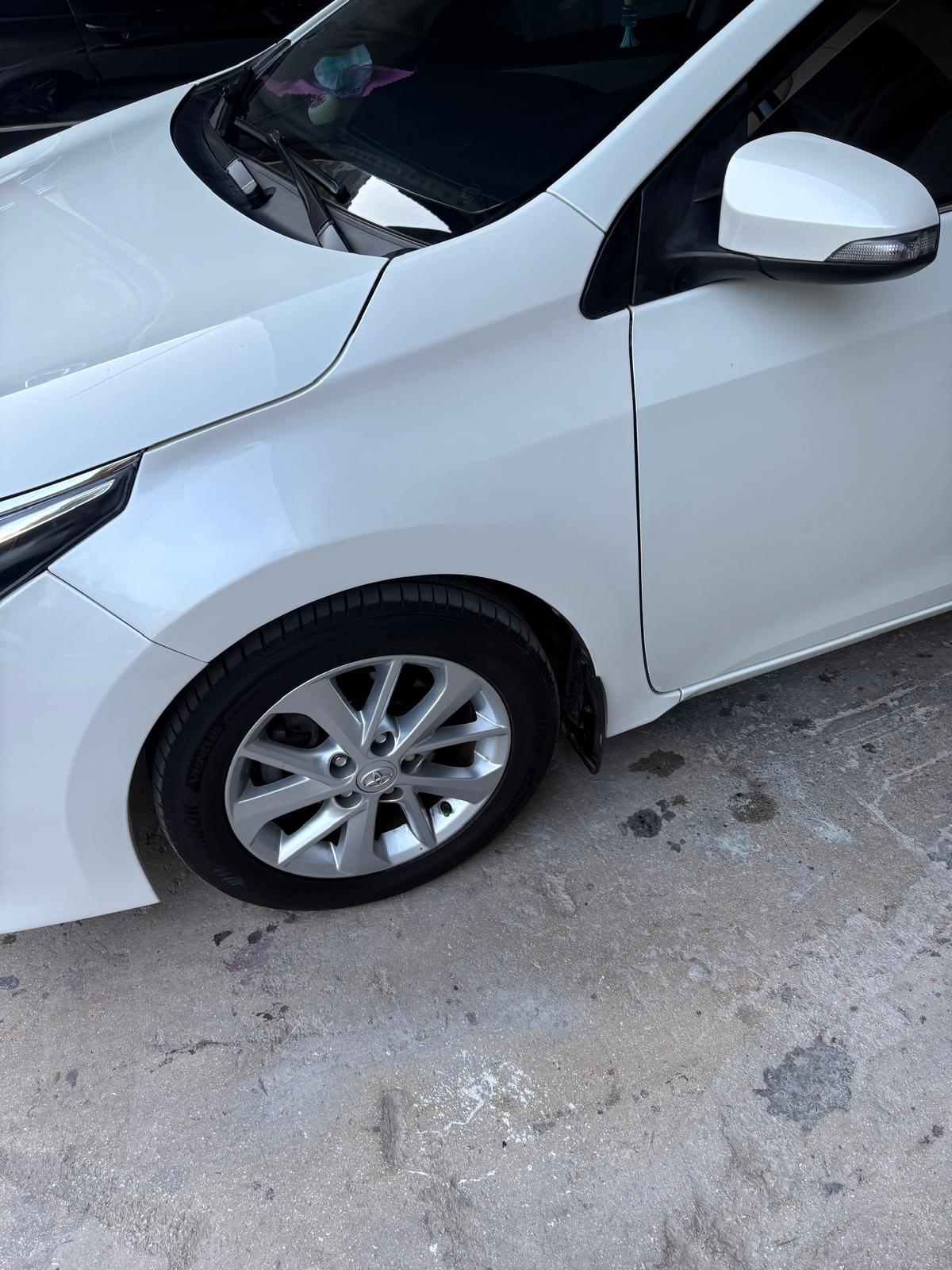 Göçük düzeltme işlemiyle yenilenen araç çamurluğu